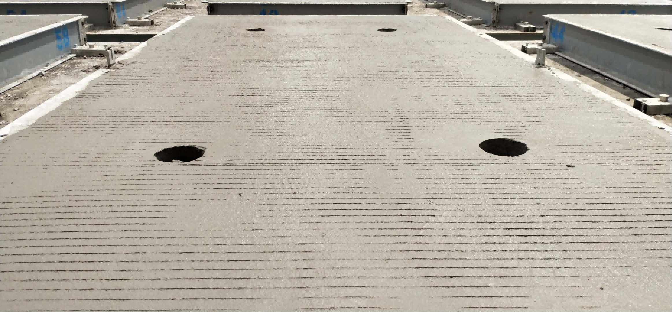 装配式道路板
